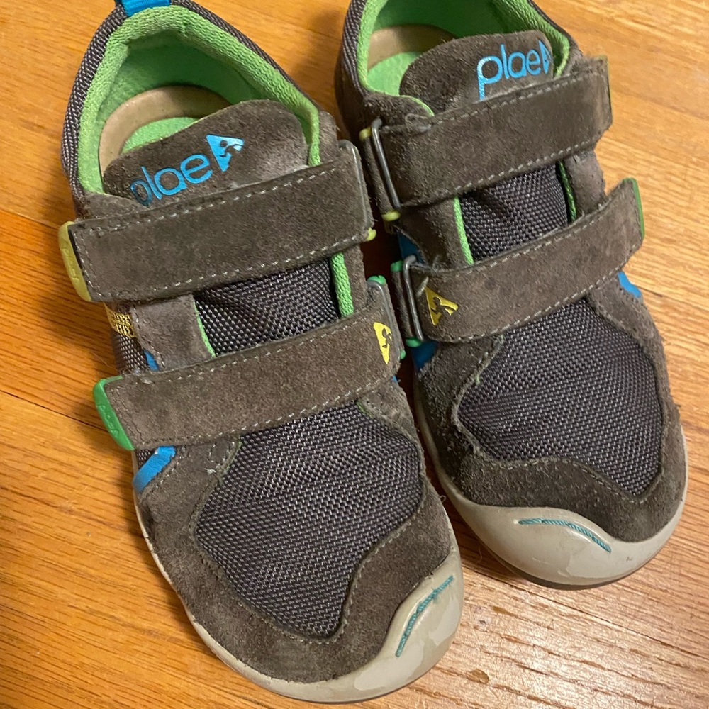 Plae shoes size 12.5